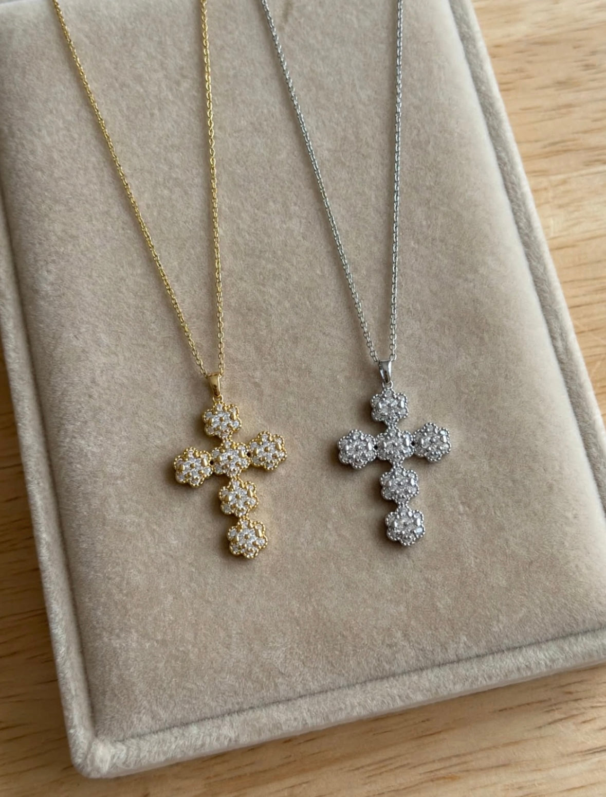 COLLANA CROSS FLOWERS
