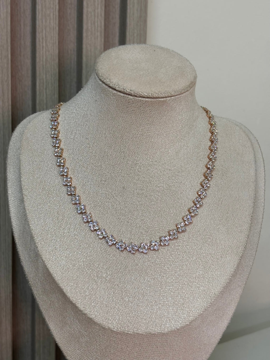 COLLANA TRILUXURY