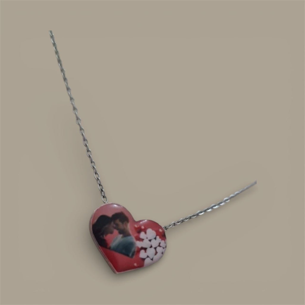 Collana con foto in resina sottile