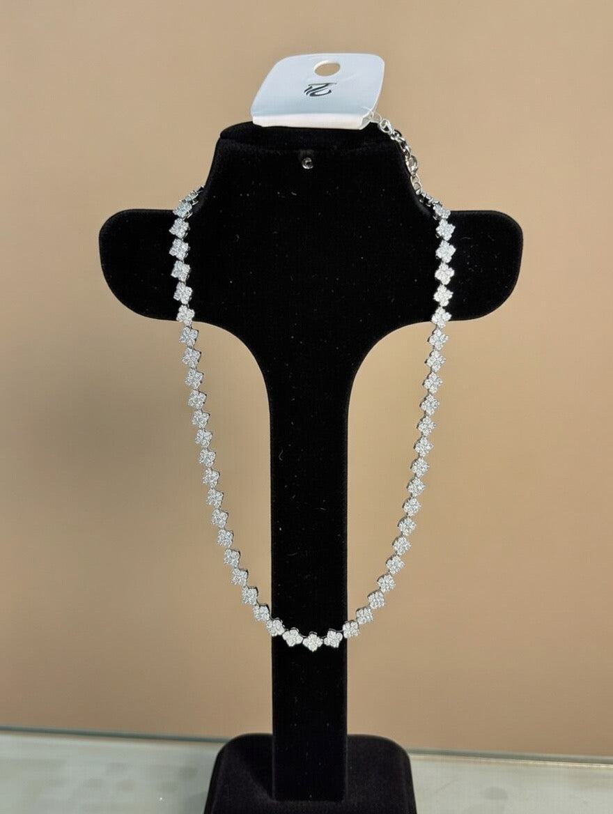 COLLANA TRILUXURY