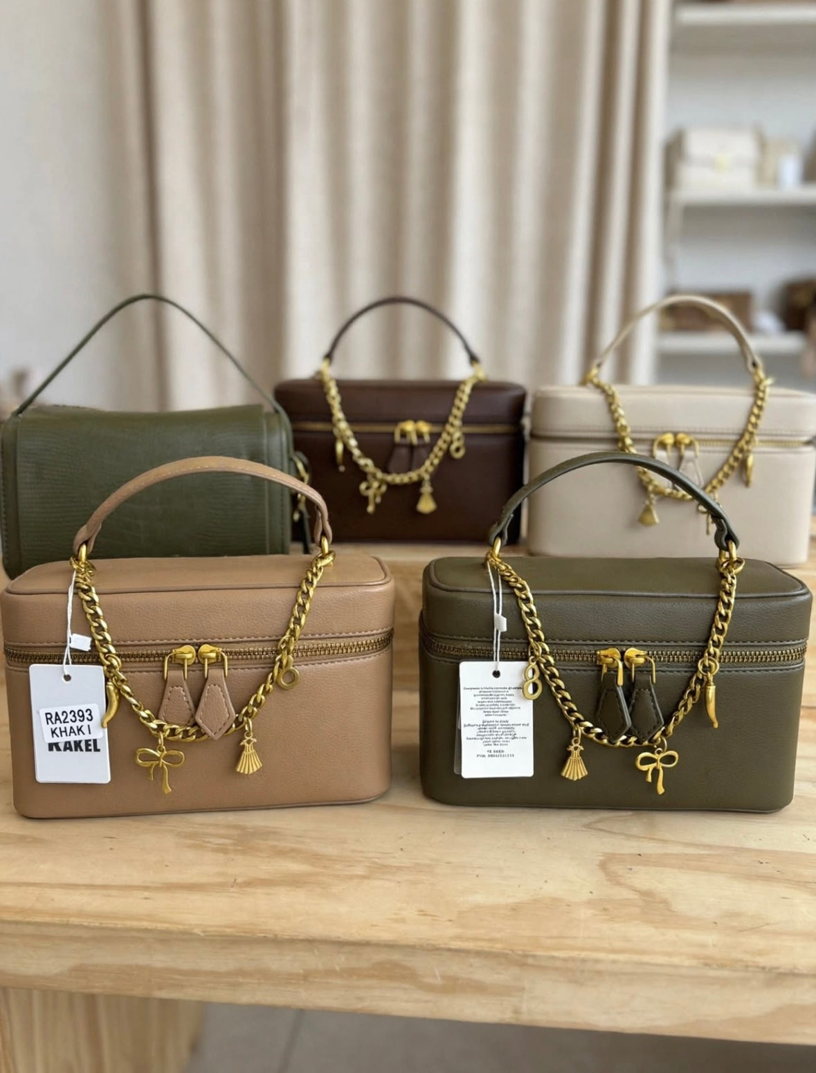 BORSA BEAUTY CHARM