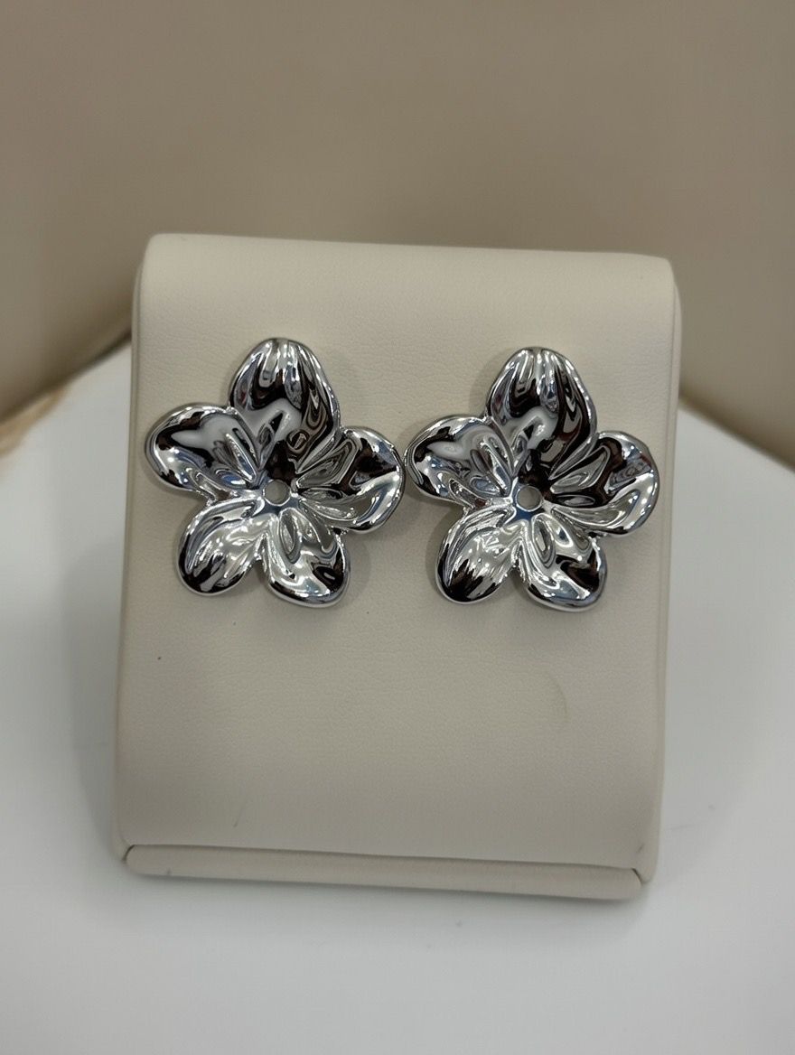 Orecchini silver flower