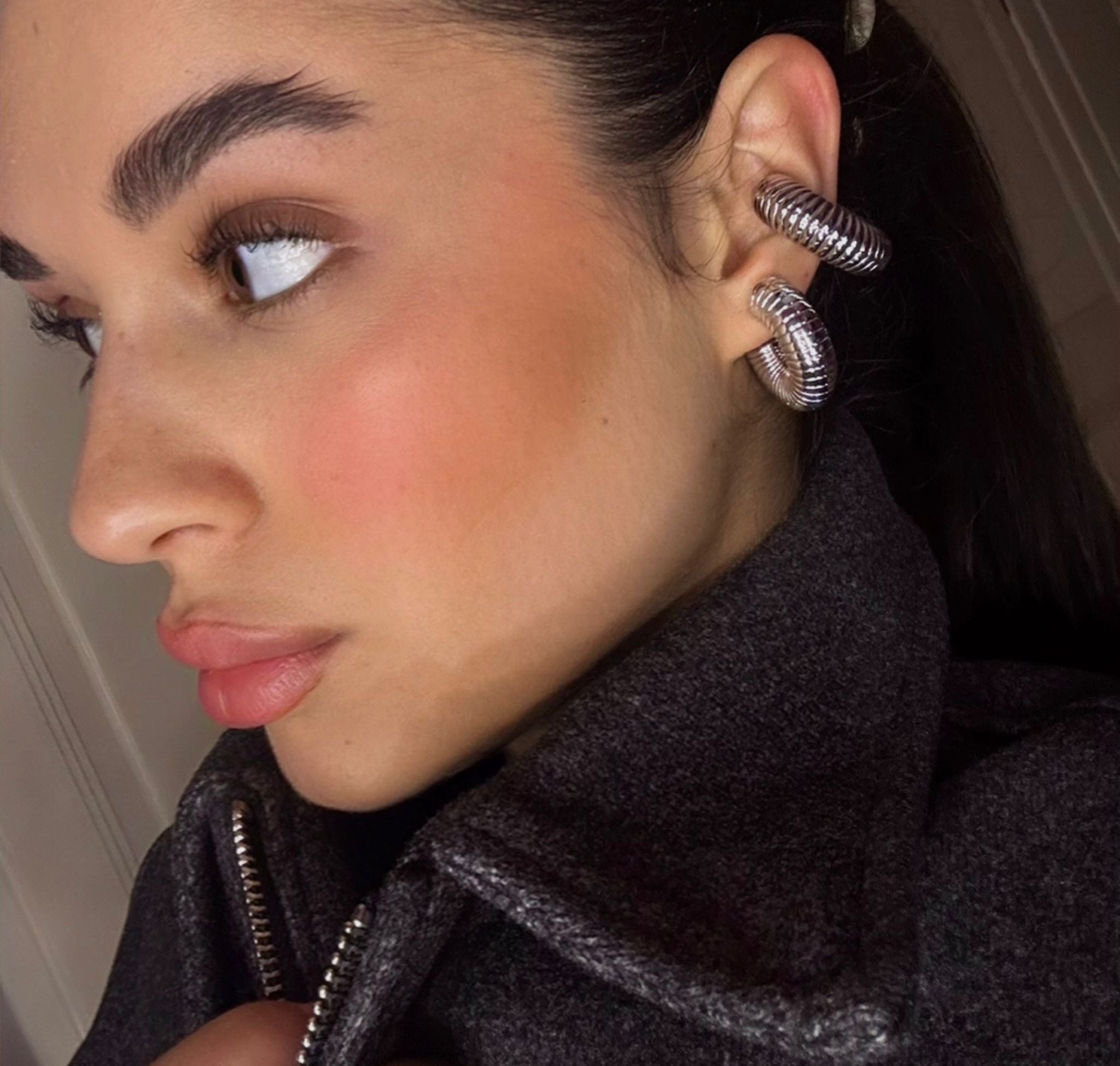 Earcuff bomb